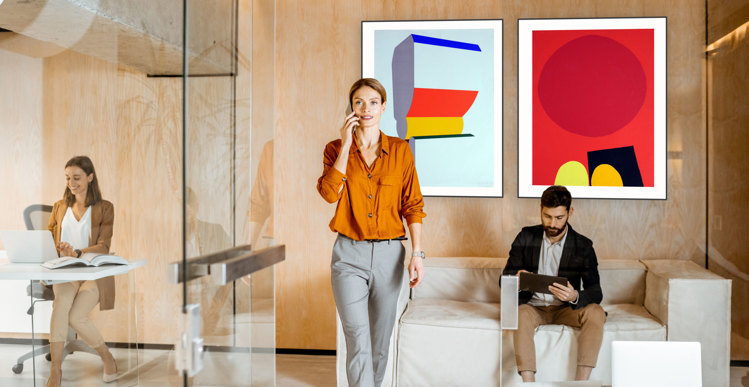 Arts Affaires agence d'art contemporain et location tableaux pour vos halls d'accueil